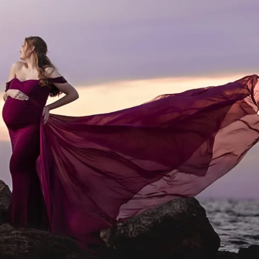 Maternity photoshoot dress or prop.